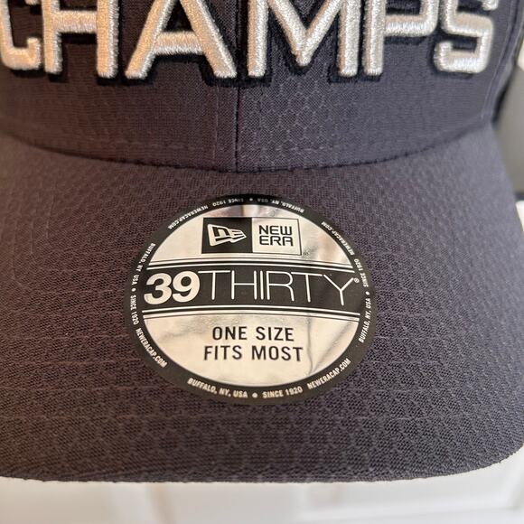 MLB Boston Redsox 2018 World Series Champs New Era Locker Room Hat - Picture 7 of 13